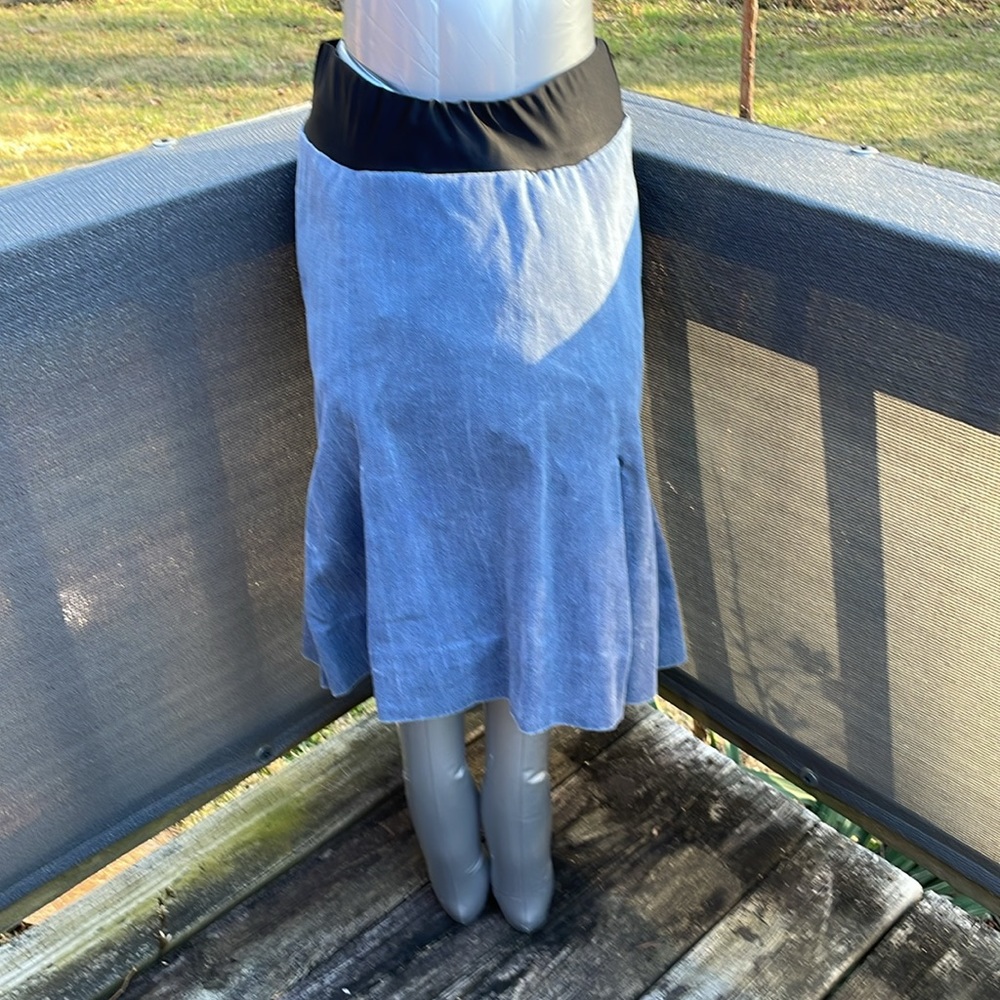 Lilo Maternity Denim Skirt Size Small - Picture 5 of 12